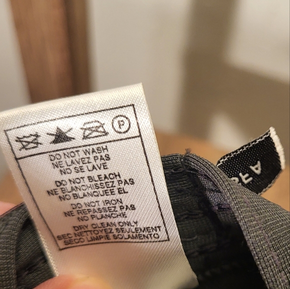 Vintage NWOT Reebok Hat Cap OS Rbk Logo Black Embroidered - Picture 9 of 10